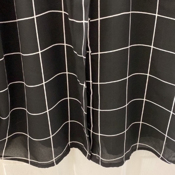 Apt. 9 (petite) PXXL black & white geometric/square button down dress bl… - Picture 6 of 13